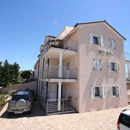 In - Insel Krk 13566 Апартаменты Сило